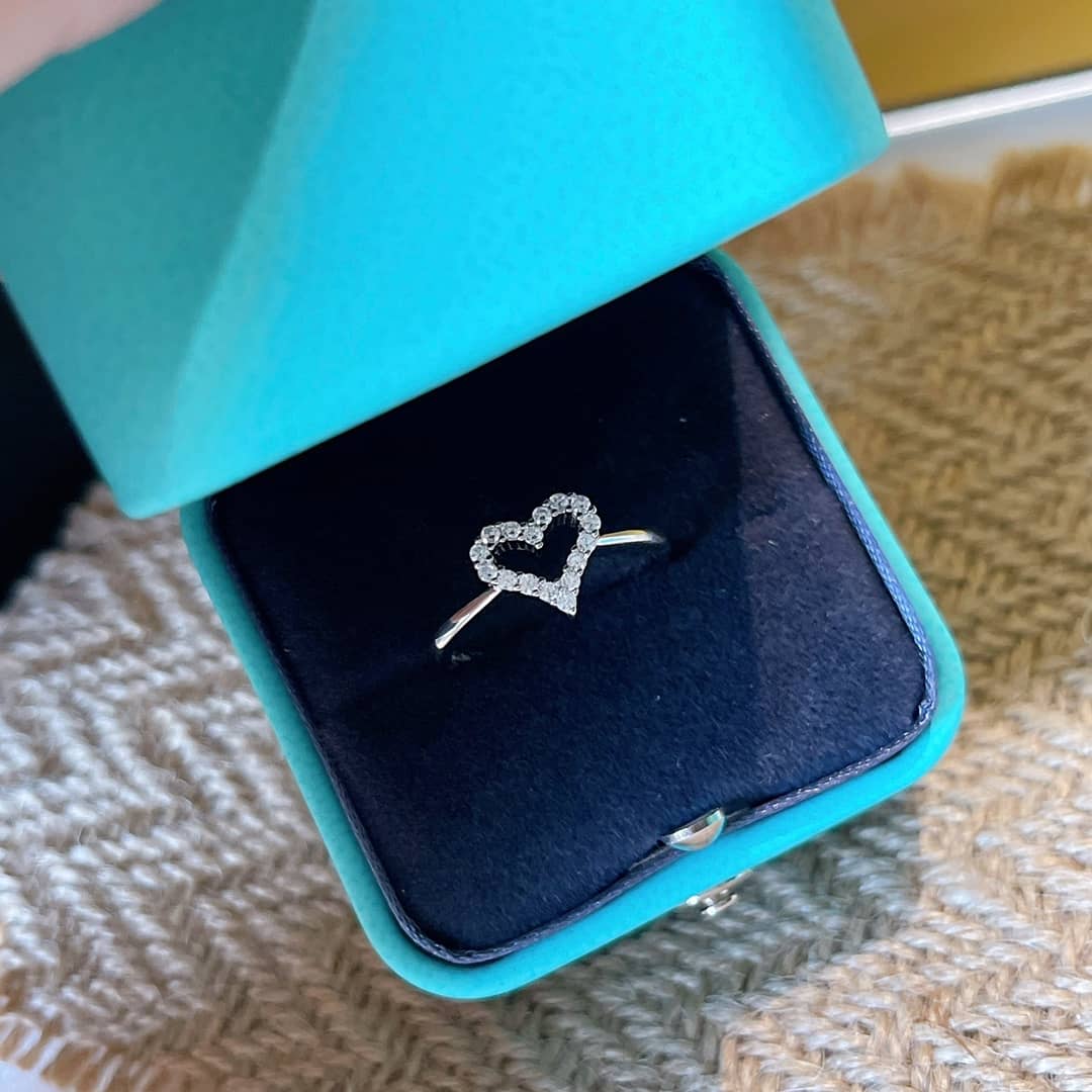 Designer T*f*ny Classic Ring