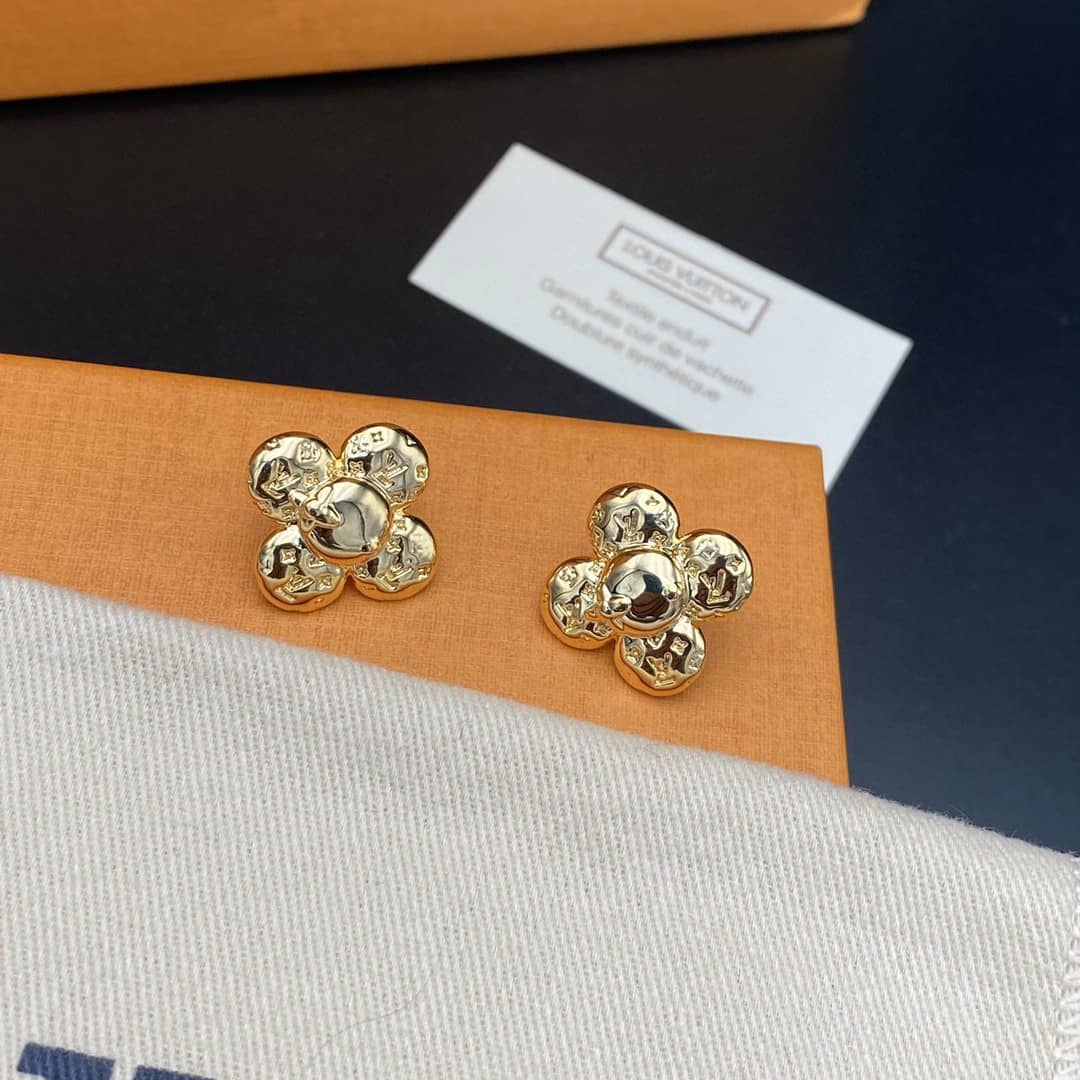 7 Star L0vis Vvtt0n Earring