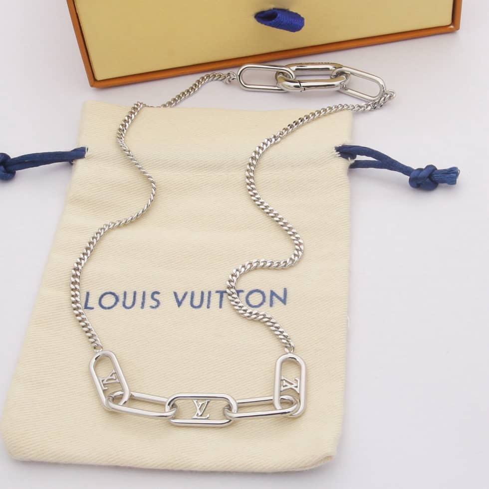 Best L0vis Vvtt0n Classic Necklace