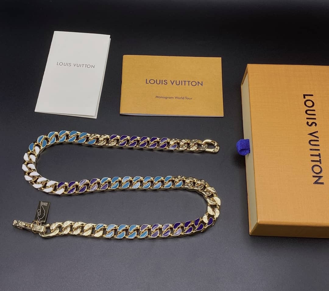 High Quality L0vis Vvtt0n Necklace