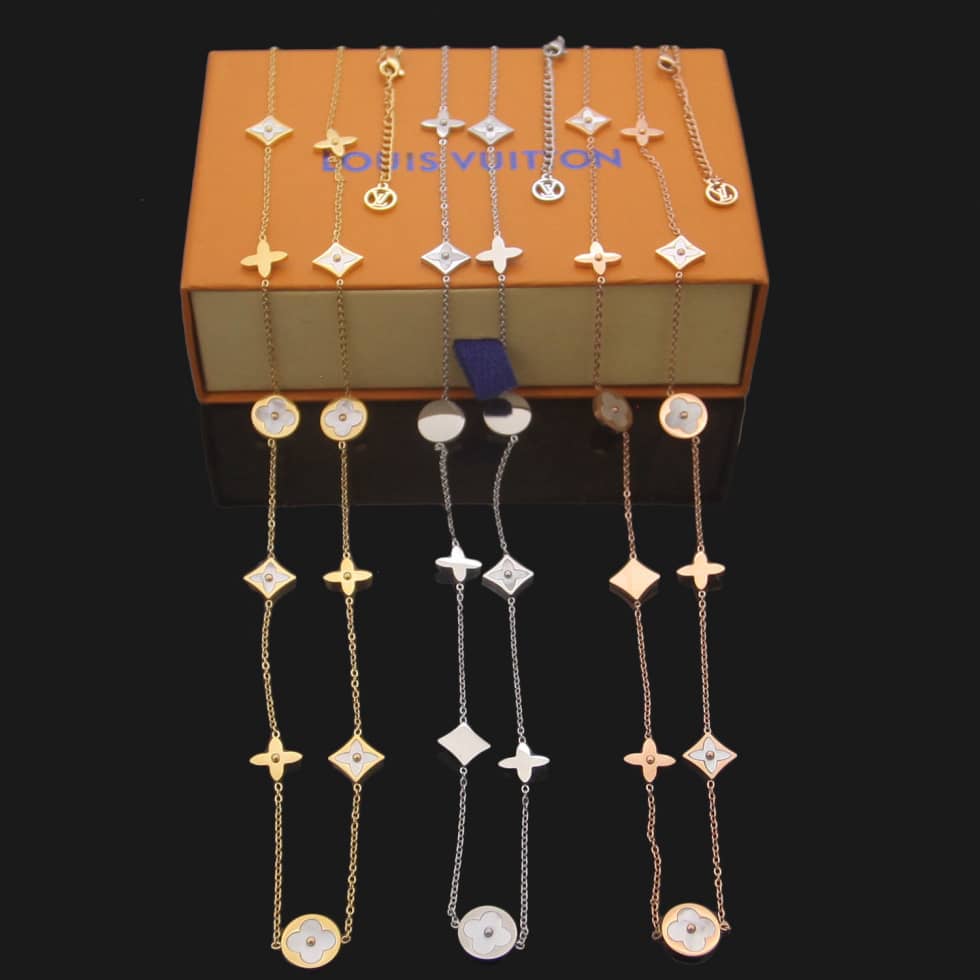 Best L0vis Vvtt0n Classic Necklace
