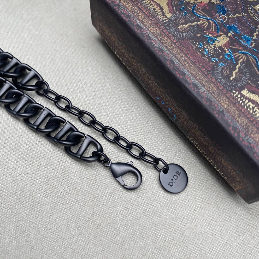 Replica Chr1st1an D10r Necklace