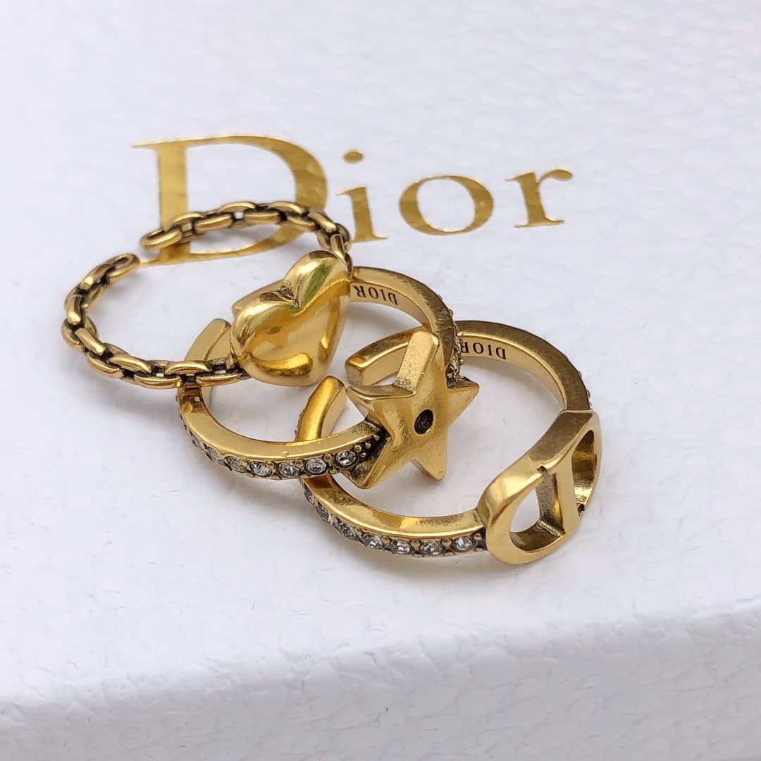 Designer Chr1st1an D10r Classic Ring