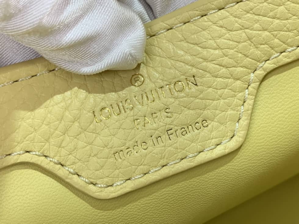 L0vis Vvtt0n Capucines BB Yellow M59872 Replica Shoulder Bag