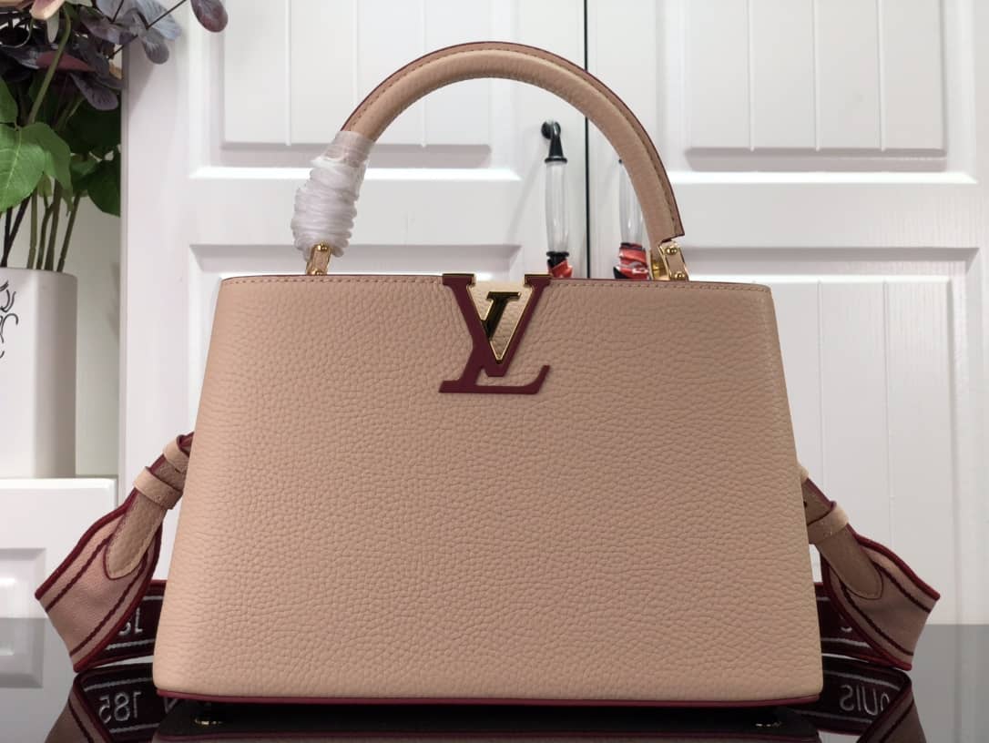 L0vis Vvtt0n Capucines MM Replica Bag M58608
