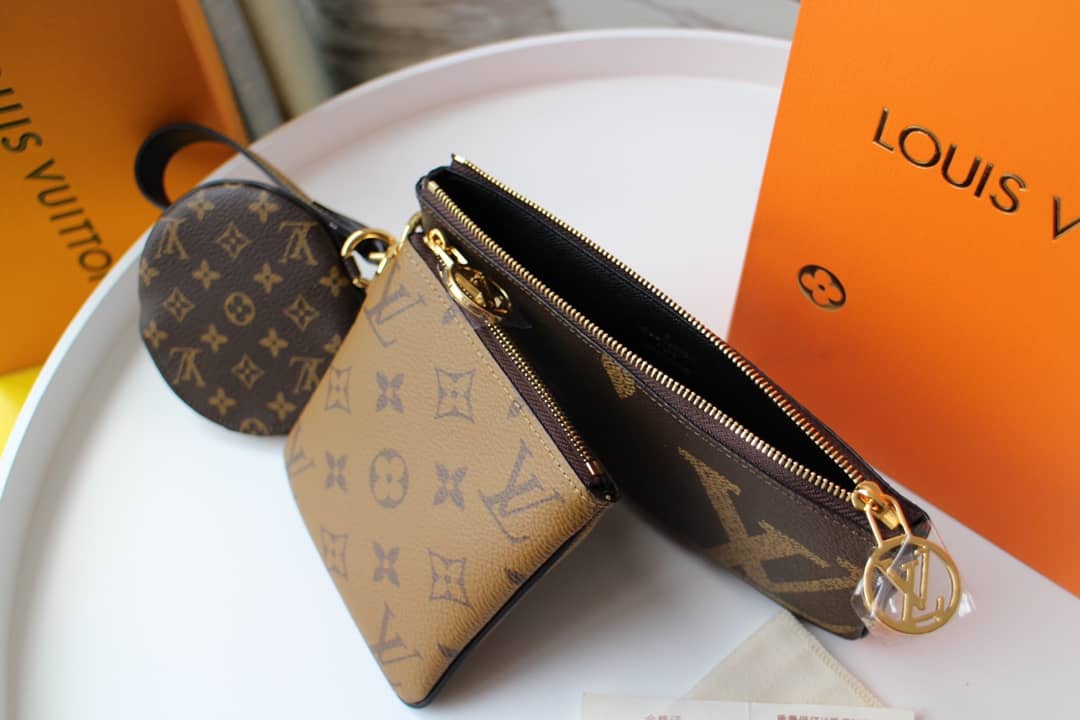L0vis Vvtt0n Multi Pochette Accessoires Replica Crossbody Bag Yellow M44840