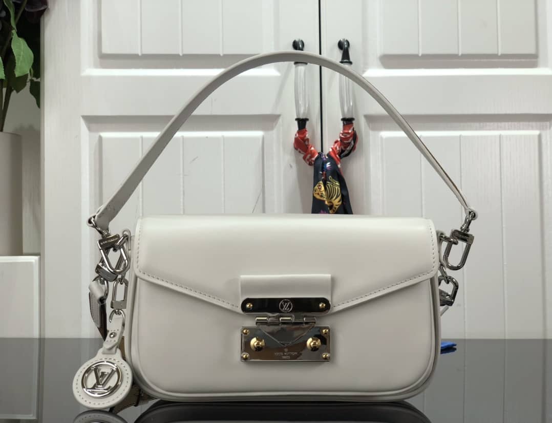 L0vis Vvtt0n Swing Handbag White M20393 Replica Shoulder Bag