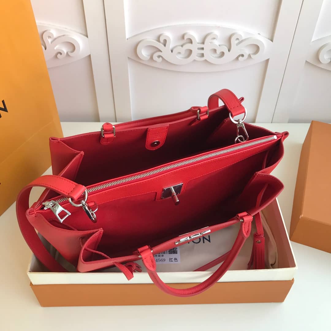 L0vis Vvtt0n Lockmeto Tote Leather Hand Bag Red M54569 Replica