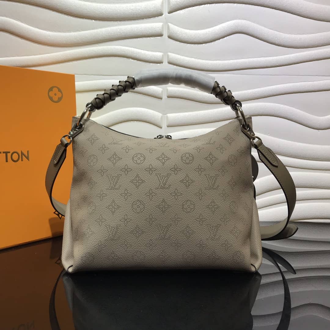 L0vis Vvtt0n Beaubourg Hobo MM Mahina Leather Replica Beige M56073