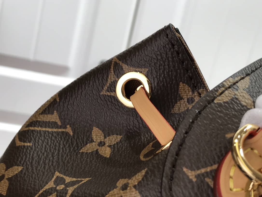 L0vis Vvtt0n Montsouris BB Monogram Replica Backpack Brown M45502