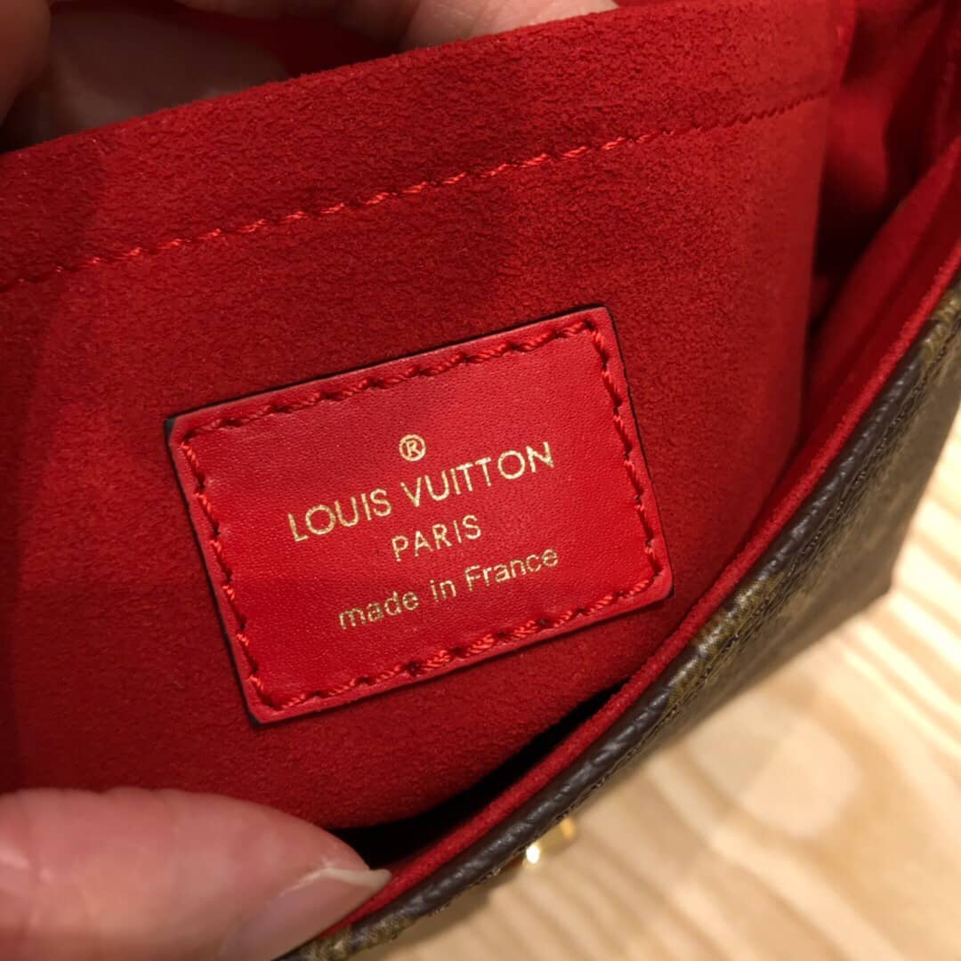 L0vis Vvtt0n Monogram Canvas Locky BB Bag Replica Red M44321