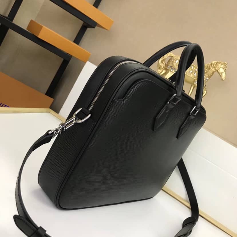L0vis Vvtt0n Dandy MM Epi Leather Bag Replica Black M54404
