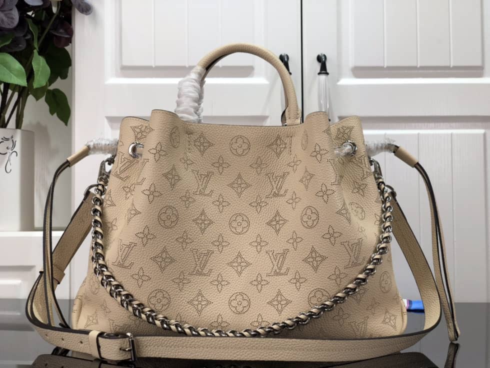 L0vis Vvtt0n Bella Mahina Cream M59203 Replica Tote