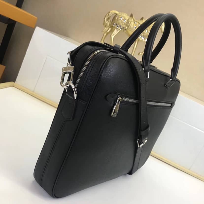 L0vis Vvtt0n Taiga Porte Documents Business Replica M30643