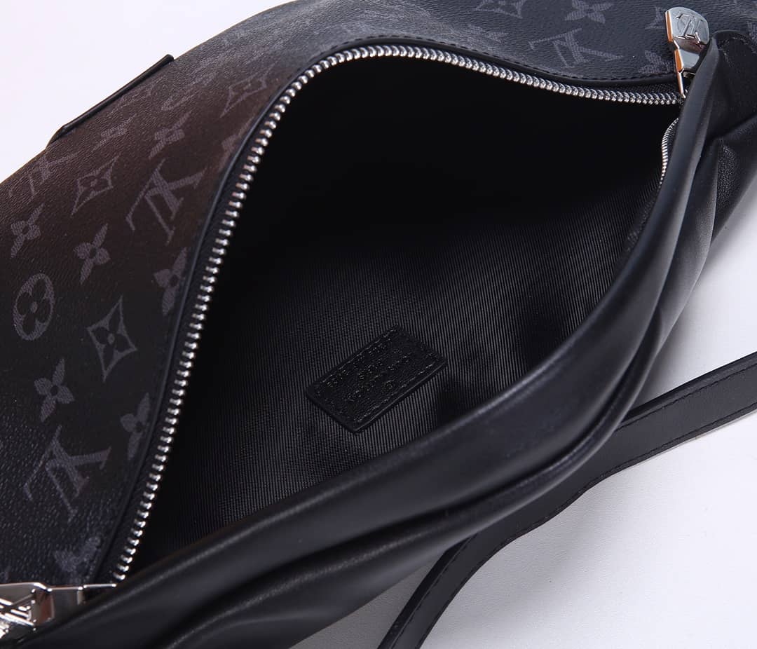 L0vis Vvtt0n Monogram Eclipse Discovery Replica Waist Bag Black M44336
