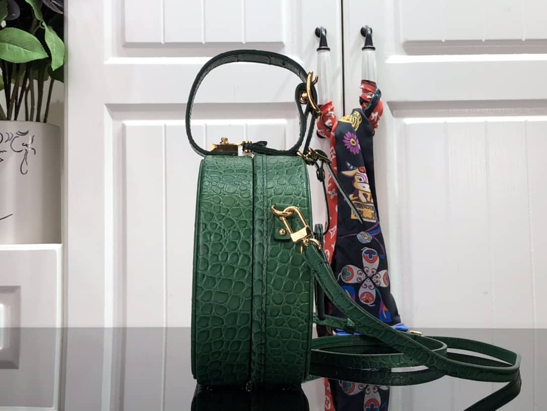 L0vis Vvtt0n Petite Boite Chapeau Crocodilien Brillant Replica Bag Green N93597