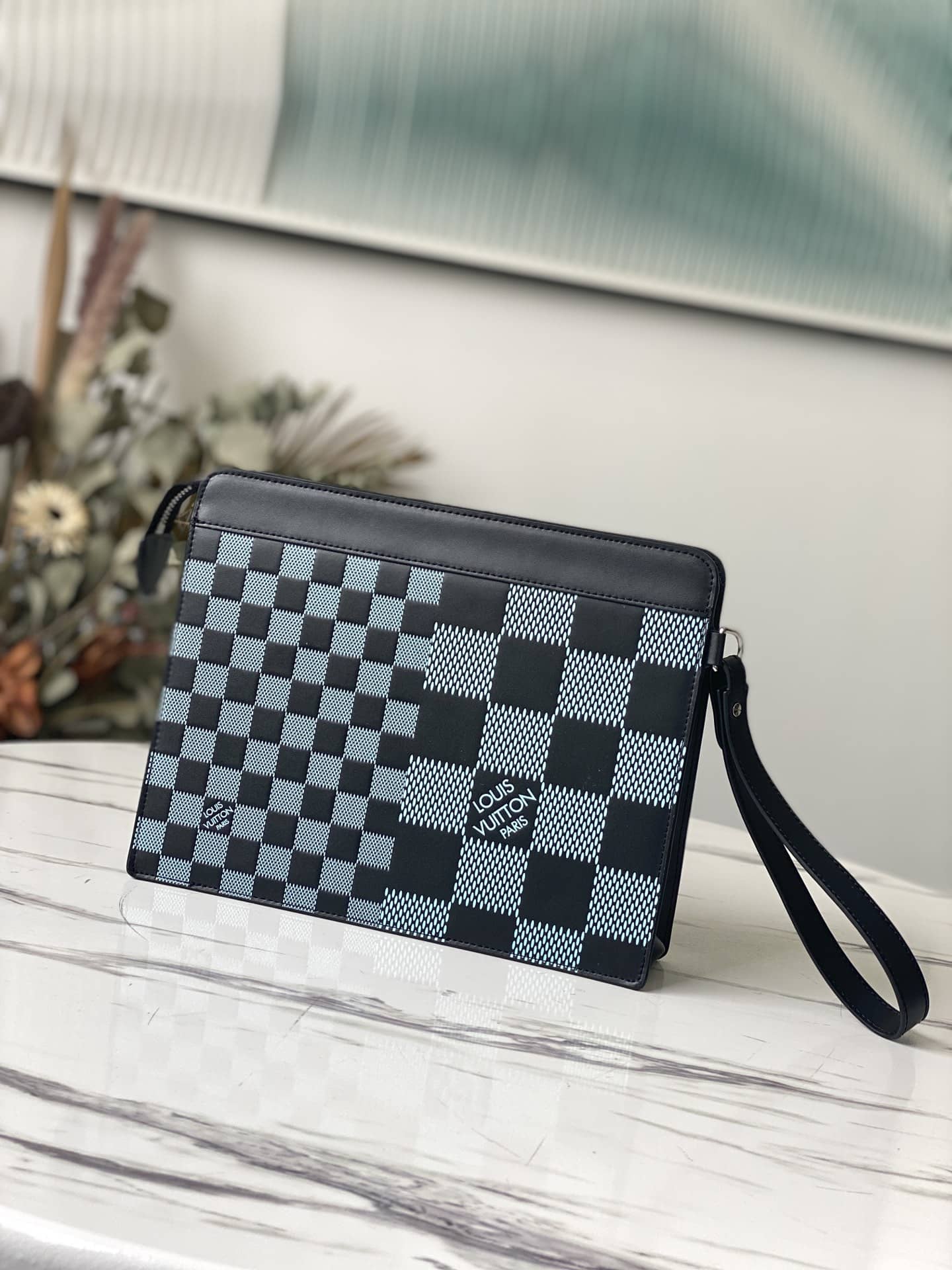 L0vis Vvtt0n Damier Infini 3D Cowhide Leather Standing Pouch Replica Green N60449