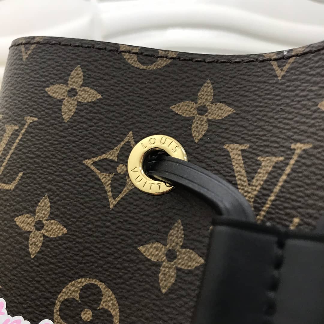 L0vis Vvtt0n Neonoe Monogram Canvas Noir Replica Shoulder Bag M44020