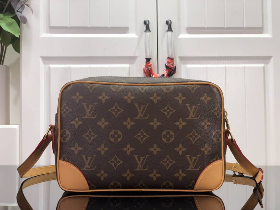 L0vis Vvtt0n Monogram Trocadero 23 Shoulder Bag M51276 Replica