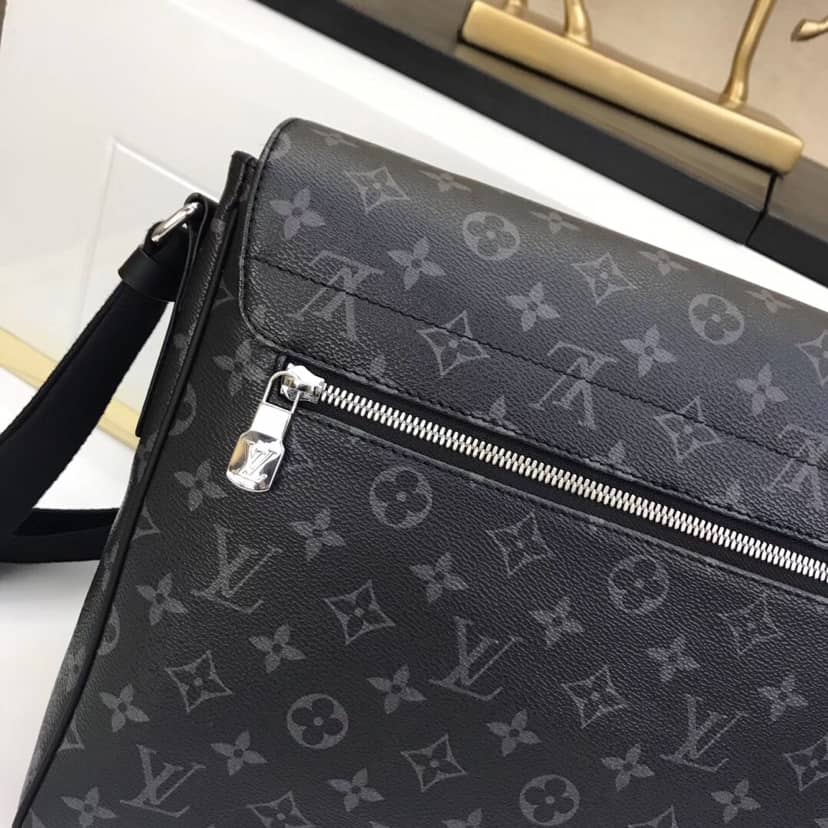 L0vis Vvtt0n District MM Monogram Replica Messenger Bag M44001