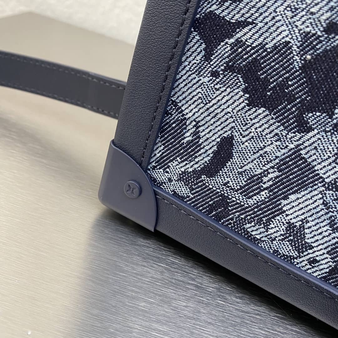 L0vis Vvtt0n Soft Trunk Monogram Replica Bag M57283