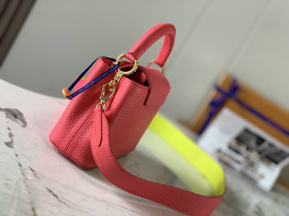 L0vis Vvtt0n Capucines Mini M59440 Replica Shoulder Bag