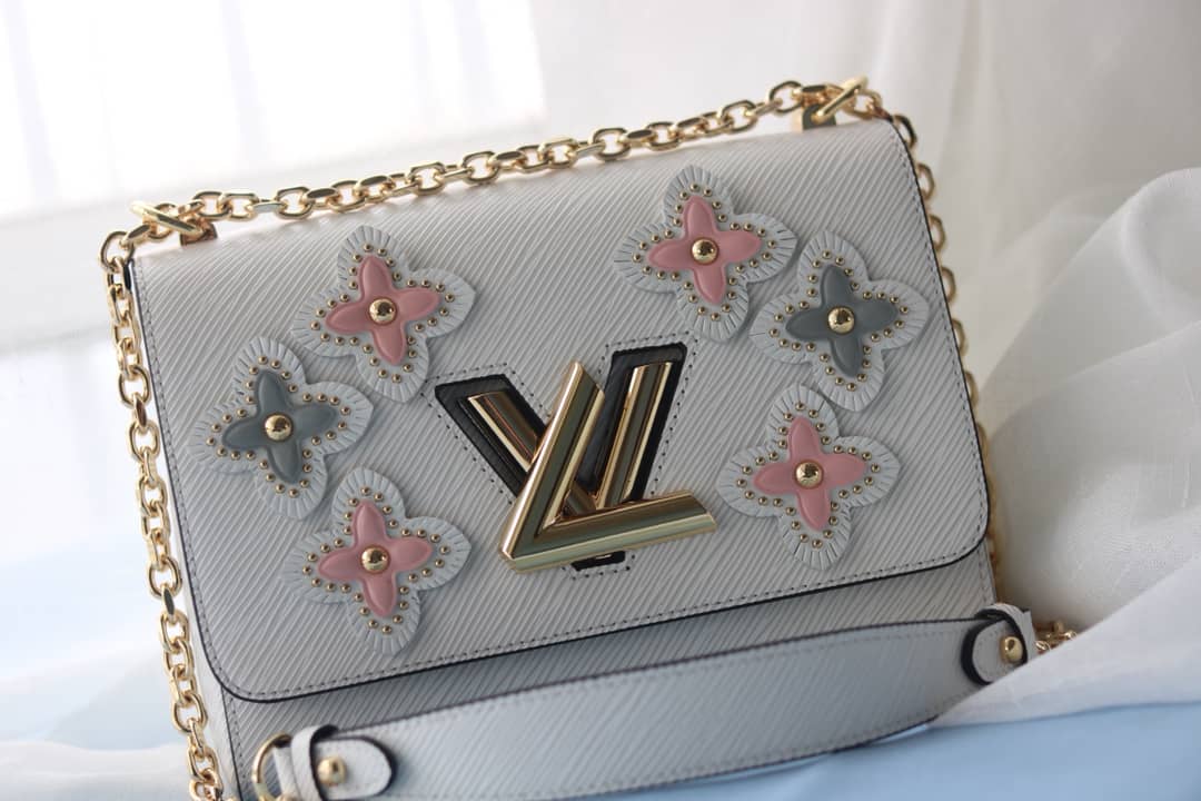 L0vis Vvtt0n Twist Epi Handbag Replica