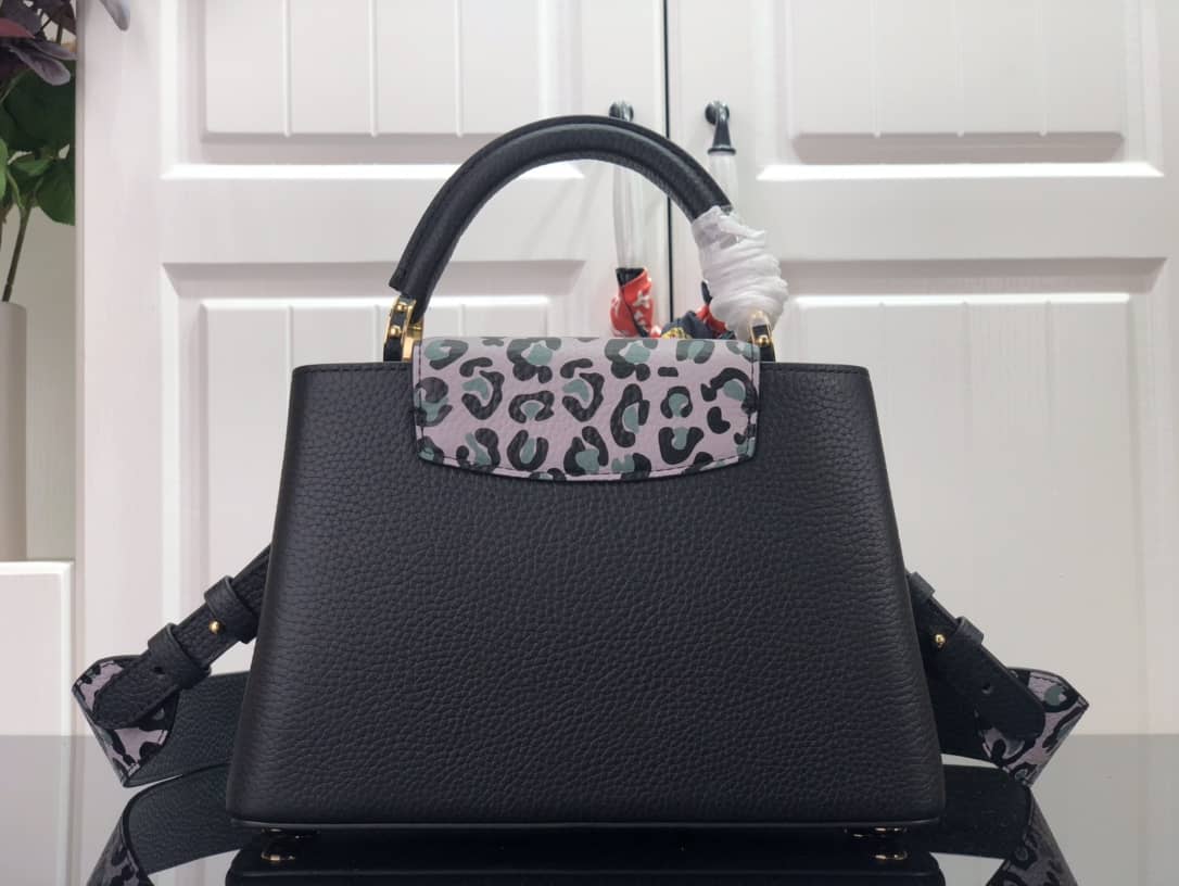 L0vis Vvtt0n Capucines BB Calfskin Handbag Black