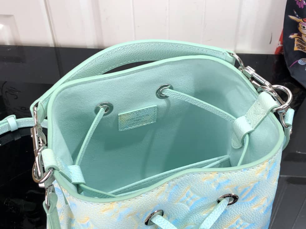 L0vis Vvtt0n Neonoe BB Green M46269 Replica Bucket Bag