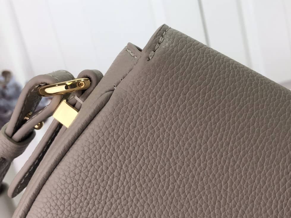 L0vis Vvtt0n Pont 9 Soft MM Grained Calfskin Gery M58967 Replica Crossbody Bag