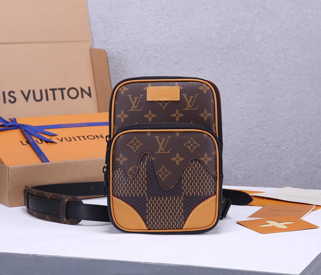 L0vis Vvtt0n Nigo Amazone Sling Bag N40379 Replica Shoulder Bag