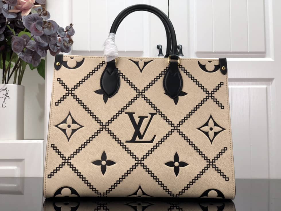 L0vis Vvtt0n Onthego MM Monogram Empreinte M46015 Replica Tote
