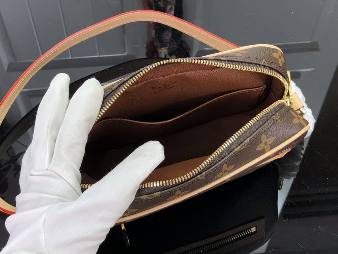 L0vis Vvtt0n Pochette Cite Monogram Replica  Shoulder Bag M51183