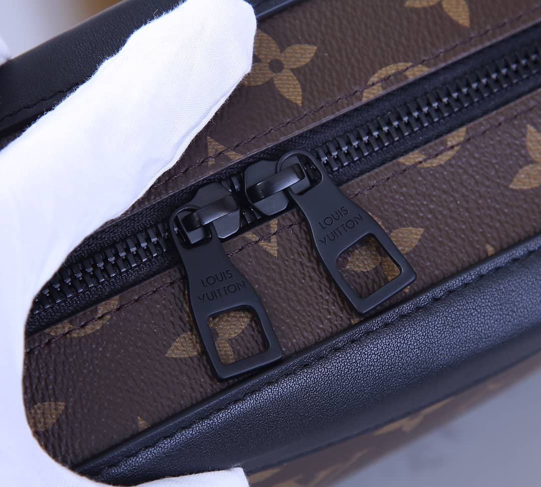L0vis Vvtt0n x Virgil Abloh Monogram Soft Trunk Replica M44478