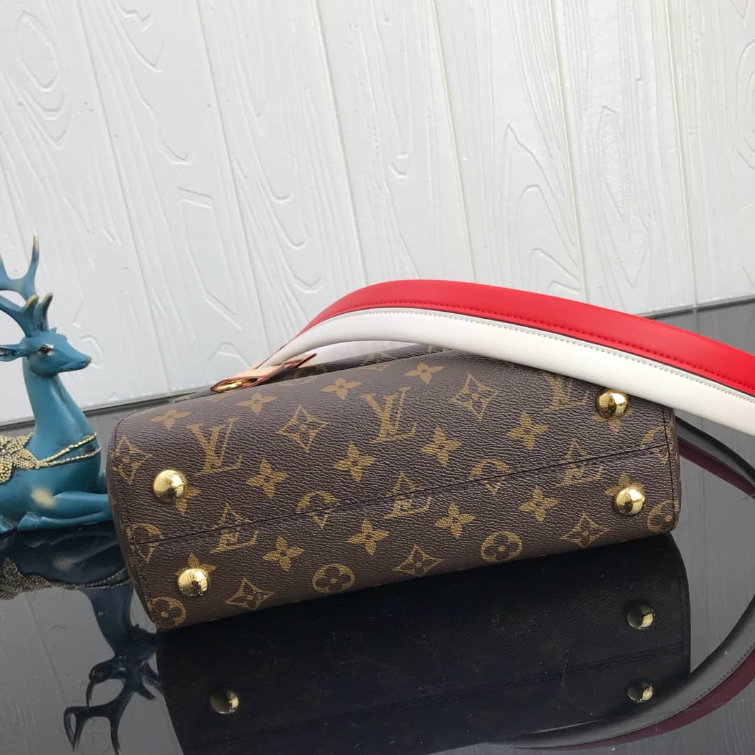 L0vis Vvtt0n Cluny BB Monogram Canvas Shoulder Handbag Replica Red M42738