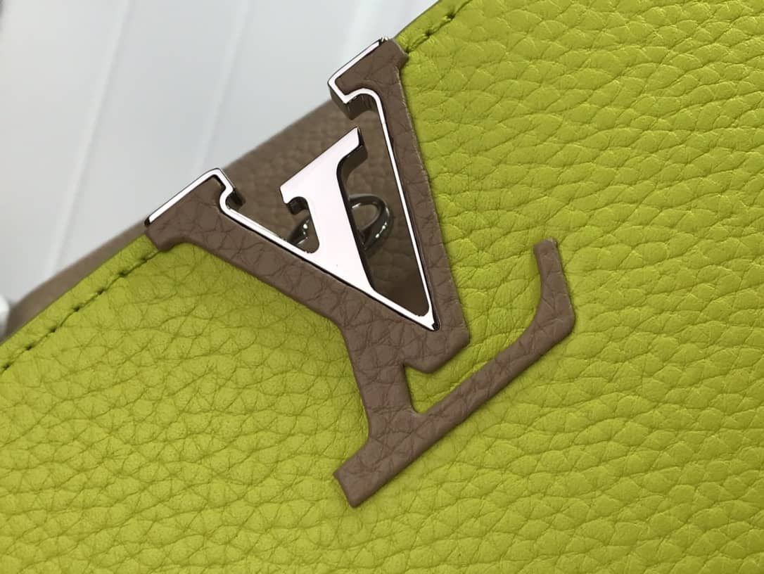 L0vis Vvtt0n Capucines Mini Taurillon Leather Replica Bag Green M57520