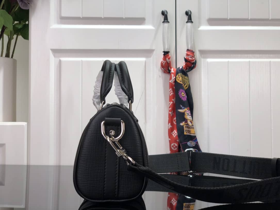 L0vis Vvtt0n x Nigo Keepall XS Leather Monogram Replica Bag Black M81010