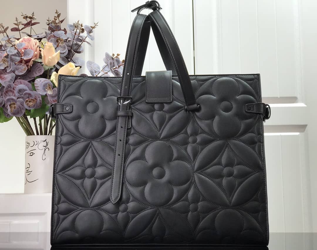 Luxury Mens Leather Logo Chain Tote