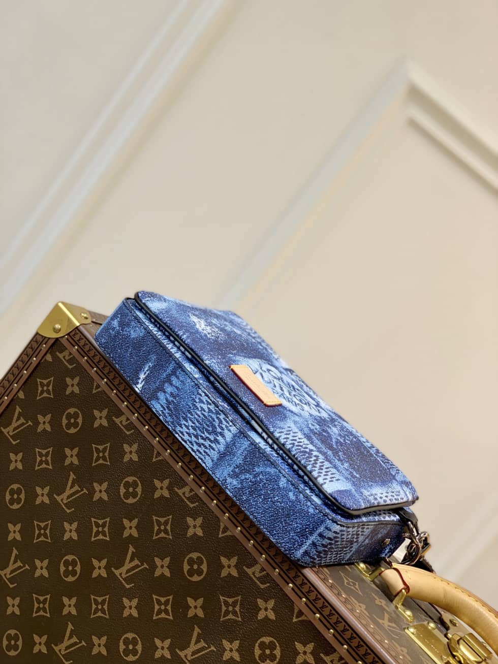 L0vis Vvtt0n Trio Damier Salt Stone Blue N50068 Replica Messenger Bag
