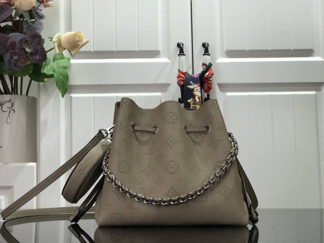 L0vis Vvtt0n Bella Mahina Magnolia Leather Replica Bag Apricot M57068