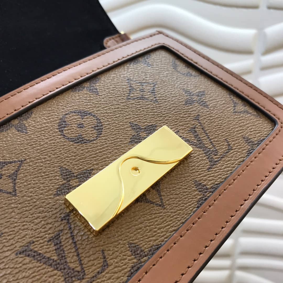 LV Bum Bag Dupe Monogram Reverse Dauphine M44586(ColaReps)