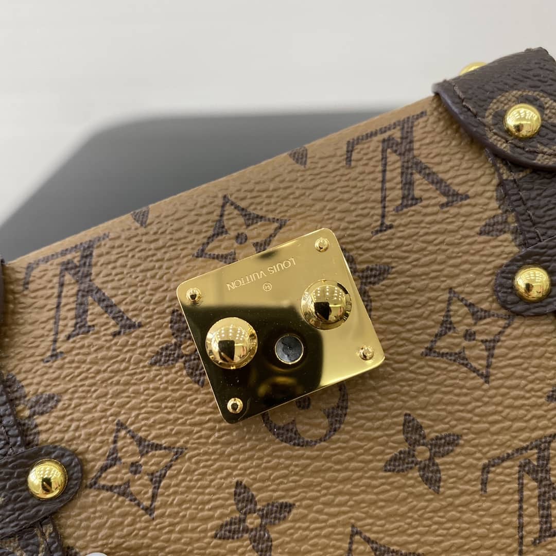 Cheap LV Soft Trunk Chain Crossbody Bag From China