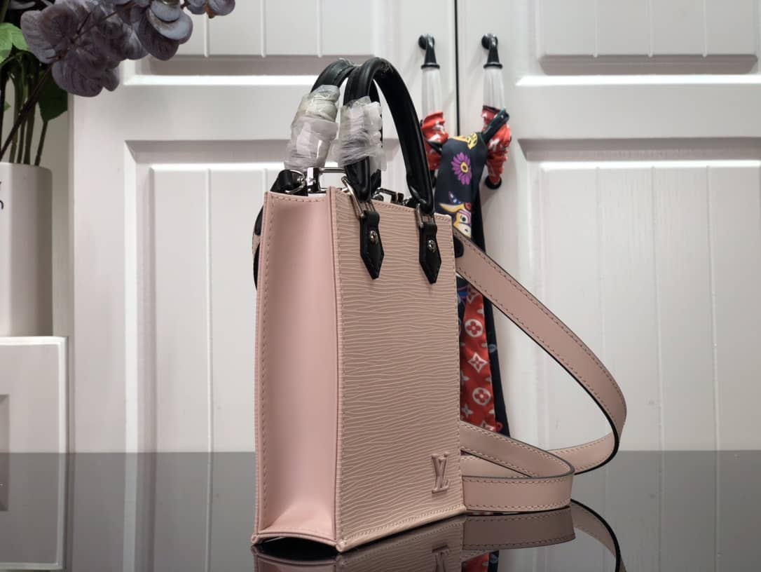 L0vis Vvtt0n Petit Sac Plat Flat Shoulder Bag Replica Pink M80169