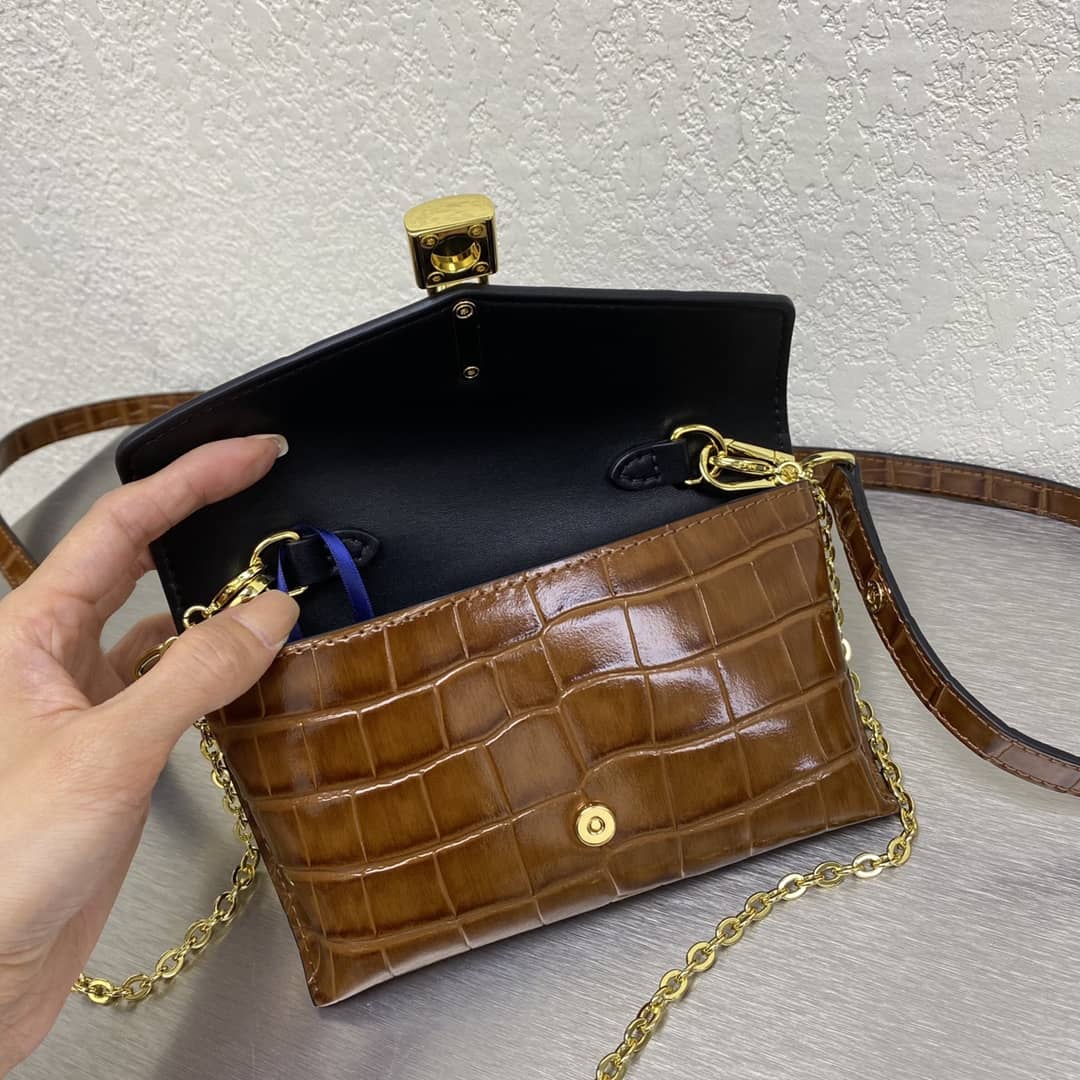 L0vis Vvtt0n 7 Star Chain Clutch Bag Brown