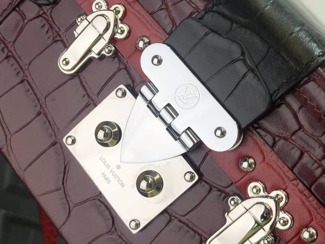 L0vis Vvtt0n Petite Malle Replica Bag Red N94030