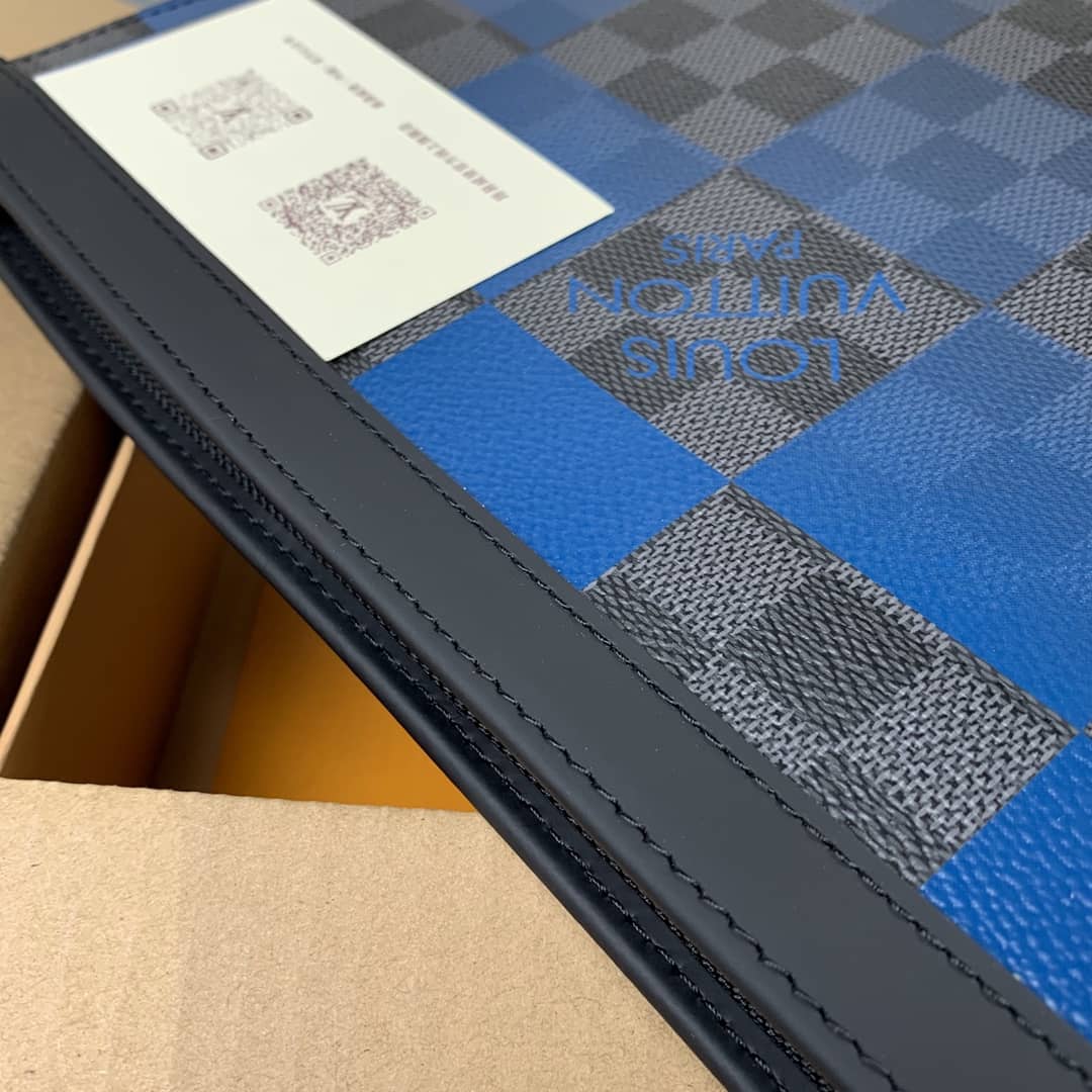 L0vis Vvtt0n Pochette Voyage MM Damier Giant Canvas Replica Blue N60412