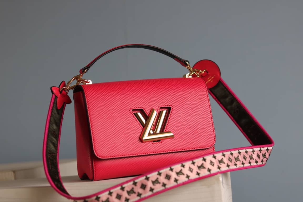 L0vis Vvtt0n Textured Epi Leather Twist Series Bag Red
