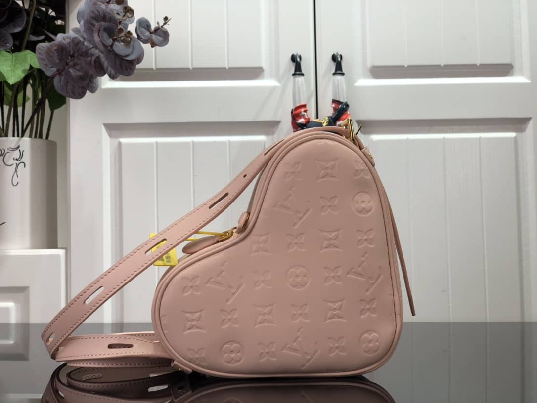 L0vis Vvtt0n Coeur Small Replica Handbag M58738