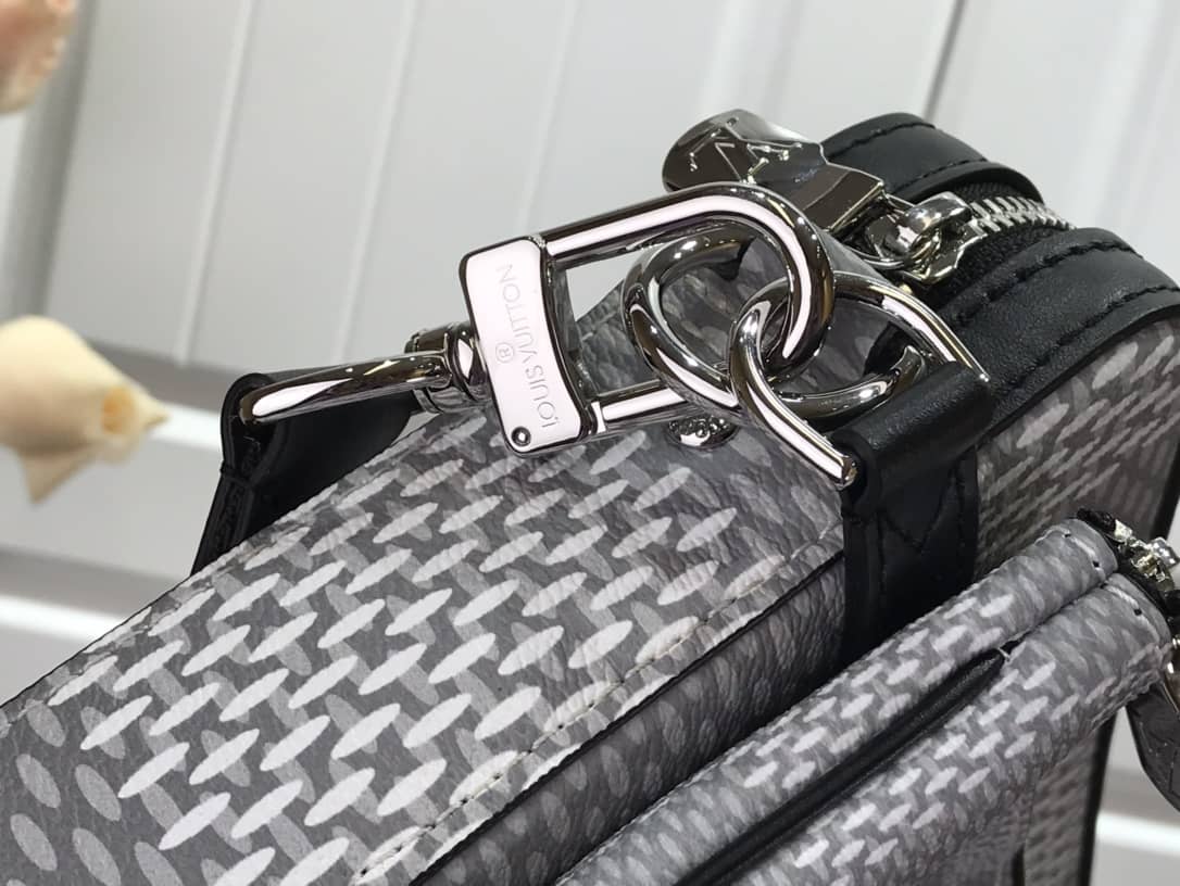 L0vis Vvtt0n Virgil Abloh Trio Multi Replica Messenger Bag Gray M69443