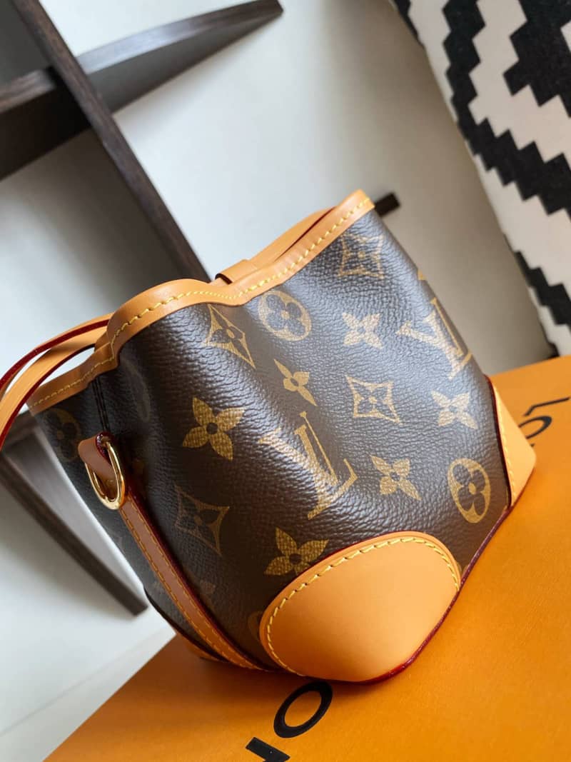 L0vis Vvtt0n Monogram Coated Canvas Replica Crossbody Bag Brown M57099